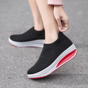 Super Light Women Shoes Summer Flying Weave Sneakers